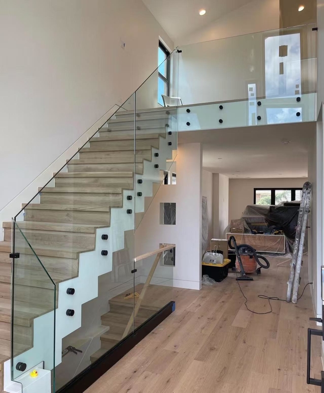 Railing glas zwembad hekken douche deur balustrade afscherming gebogen Sgp gelaagd kogelbestendige geëmailleerd getinte patronen glas