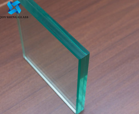 De Bril van de bureauspvb Veiligheid, Tussenlaag Gelamineerde Glasverdeling