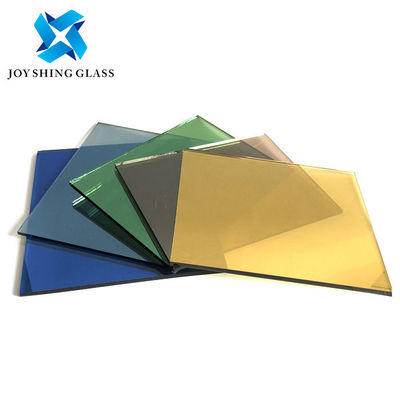 Euro Grijs Reflectief gehard glas 4 mm lichtgrijs bekleed gehard glas