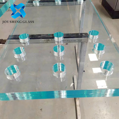 Ultrahelder kristal gelamineerd glas voor zwembaden